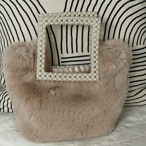 Pearl faux fur Zara bag with gold chain